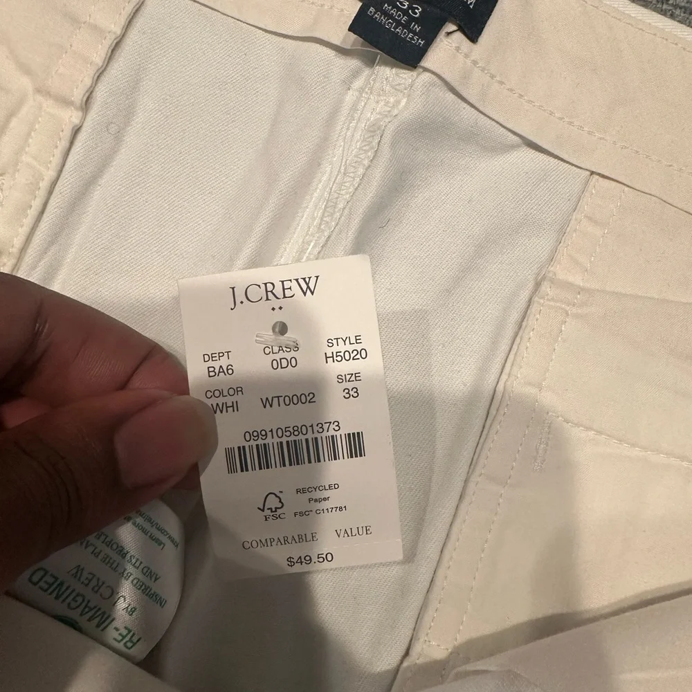 J. Crew White Flat Front cotton Shorts men’s waist 33 9in inseam